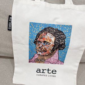 BRAND NEW ARTE TOTE BAG